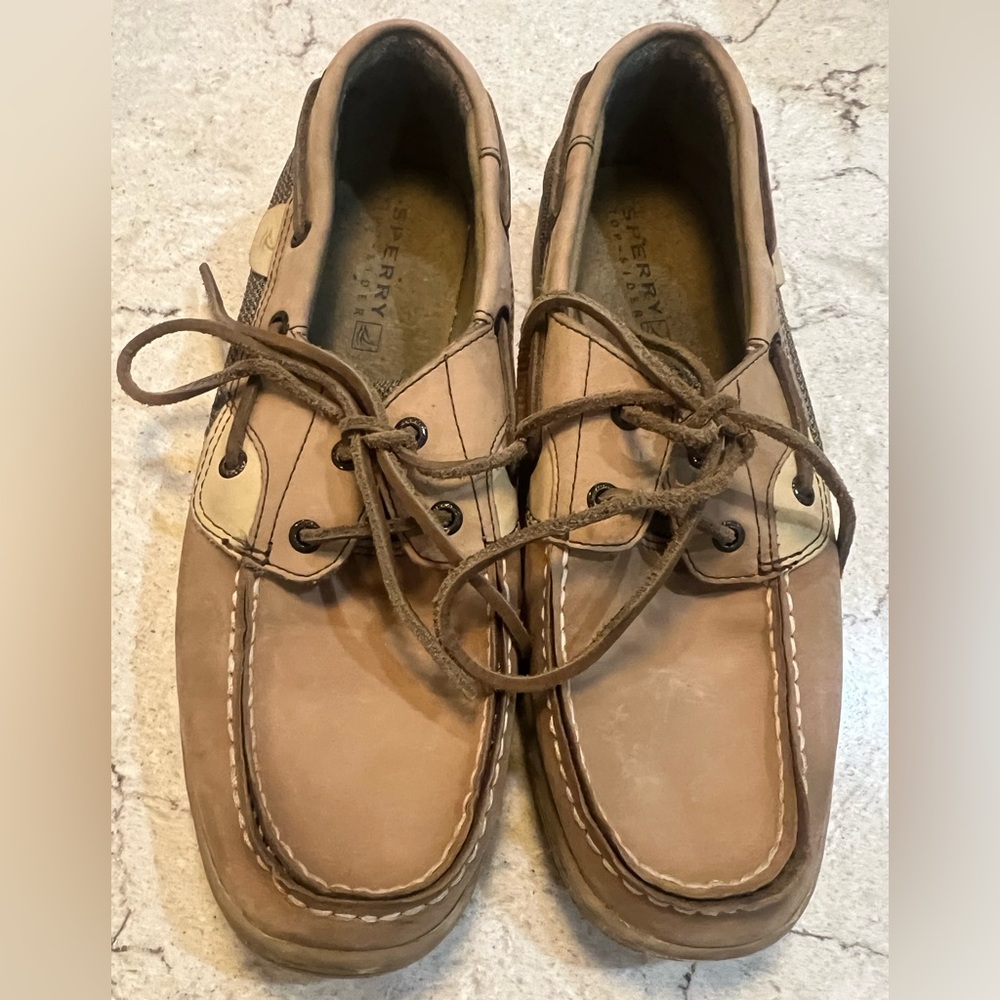 Sperry Women’s Light Brown Boat Shoes Size 6